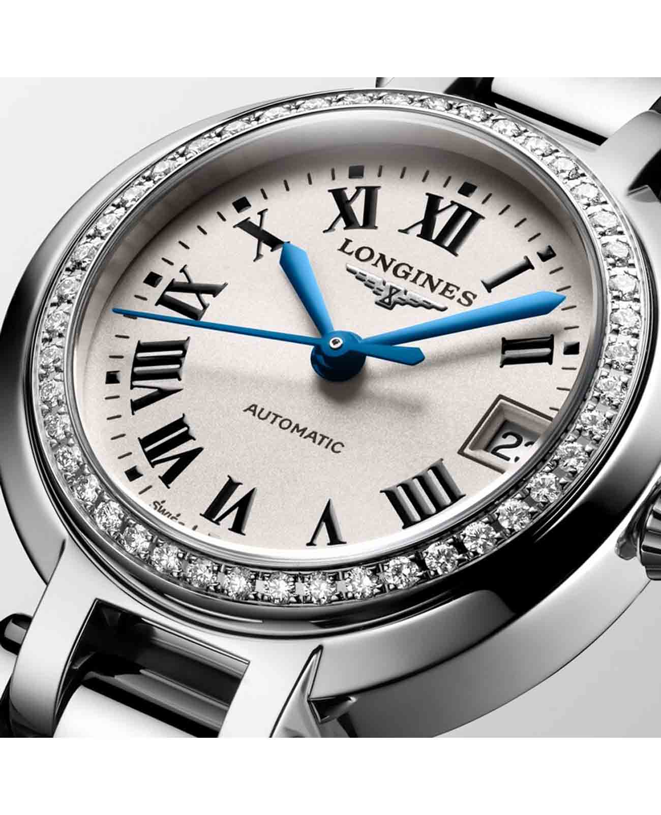 Longines Longines PrimaLuna L8.111.0.71.6 механические женские часы часы крупный план серебристый циферблата