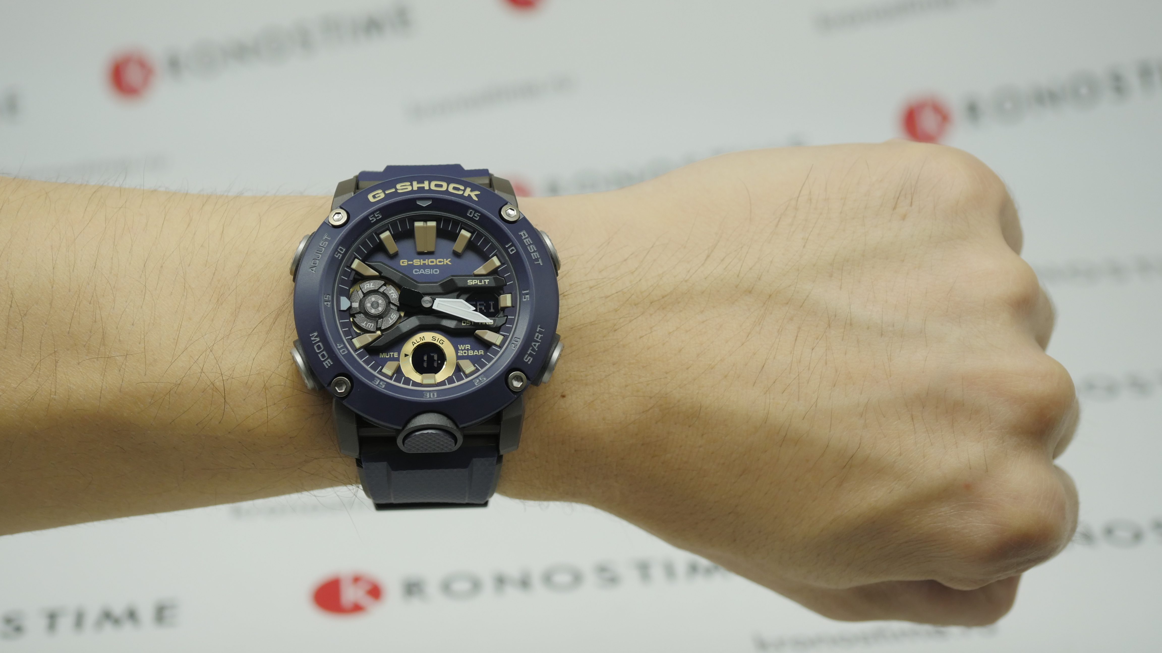 g shock 2000