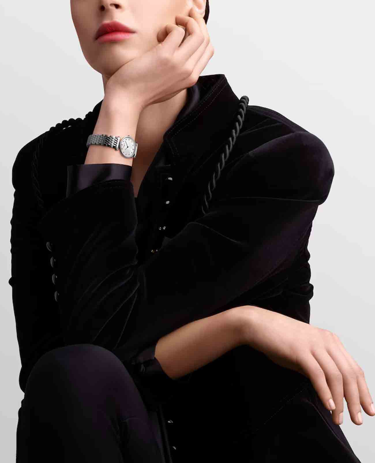 Оригинальные часы Longines Longines La Grande Classique L4.209.4.87.6 кварцевые калибр механизма l209 (на основе eta e03.001) общий вид