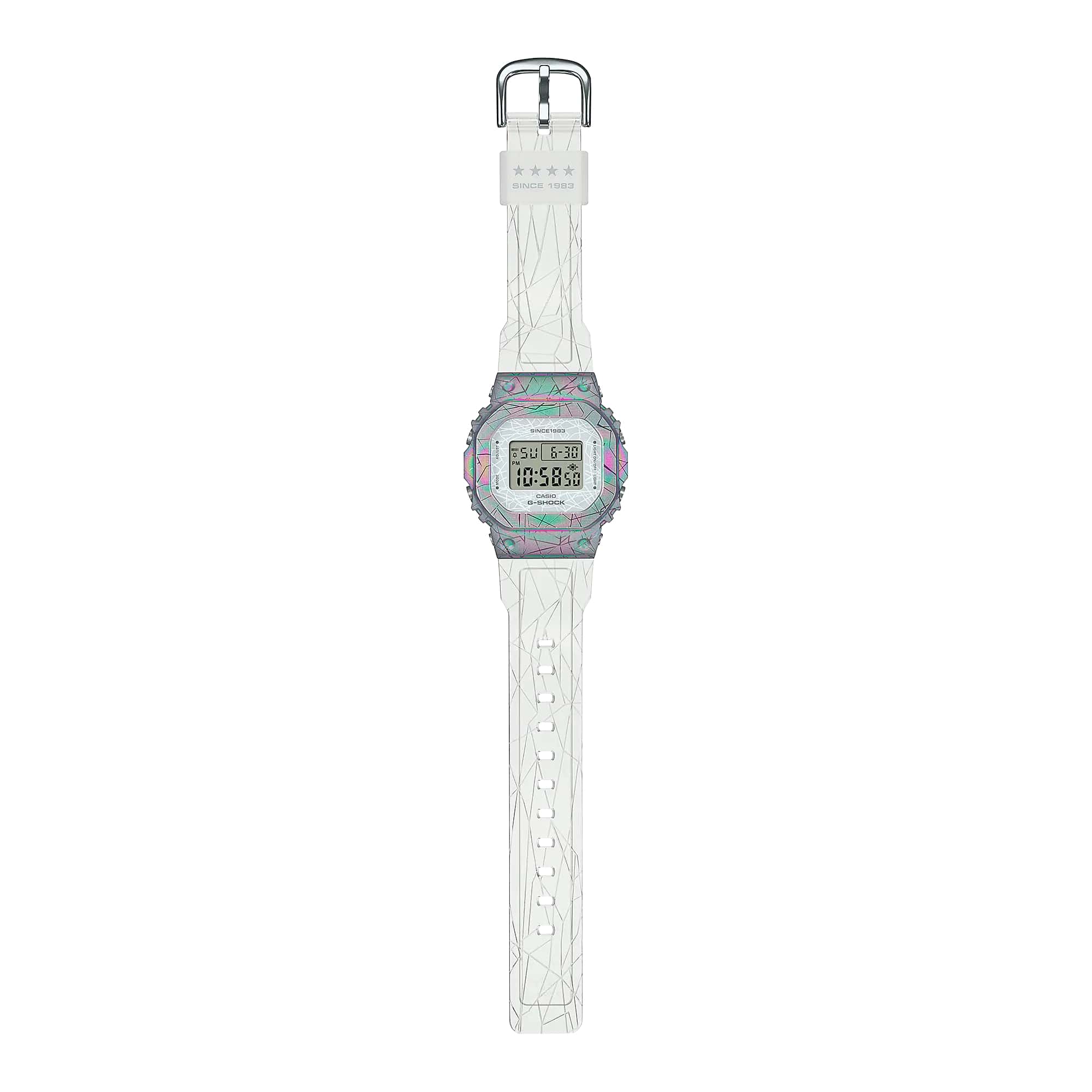 Casio Casio G-Shock GM-S5640GEM-7DR (GM-S5640GEM-7) электронные женские часы часы крупный план  циферблата