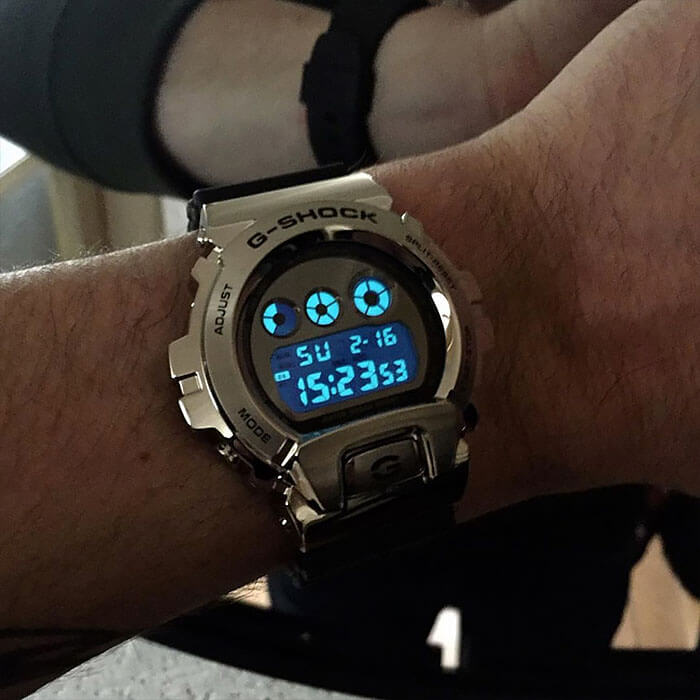 Casio Casio G-Shock GM-6900-1ER GM — детали корпуса и полимер