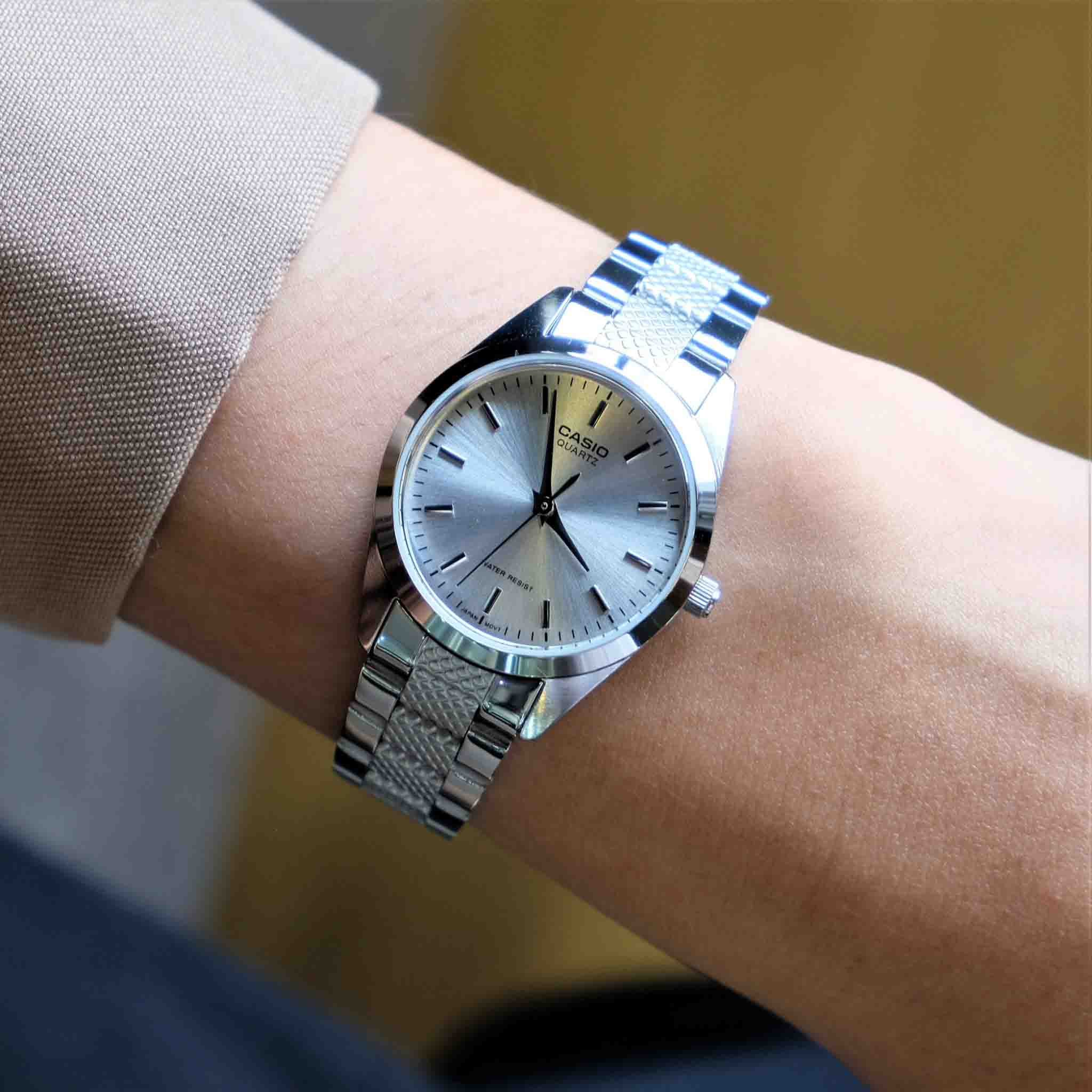 Casio Casio Collection LTP-1274D-7A , наручные женские часы фото под углом