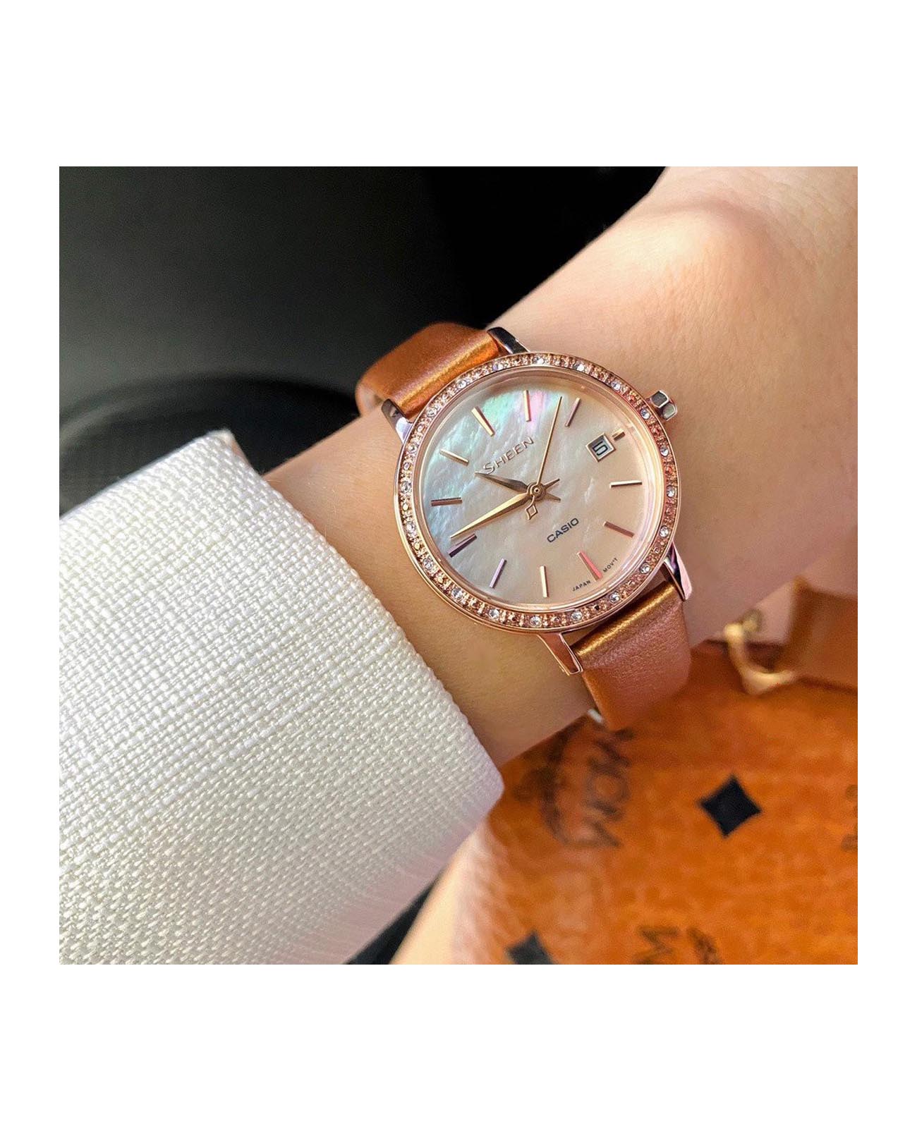 Casio Casio Sheen SHE-4060PGL-4A , наручные женские часы фото под углом