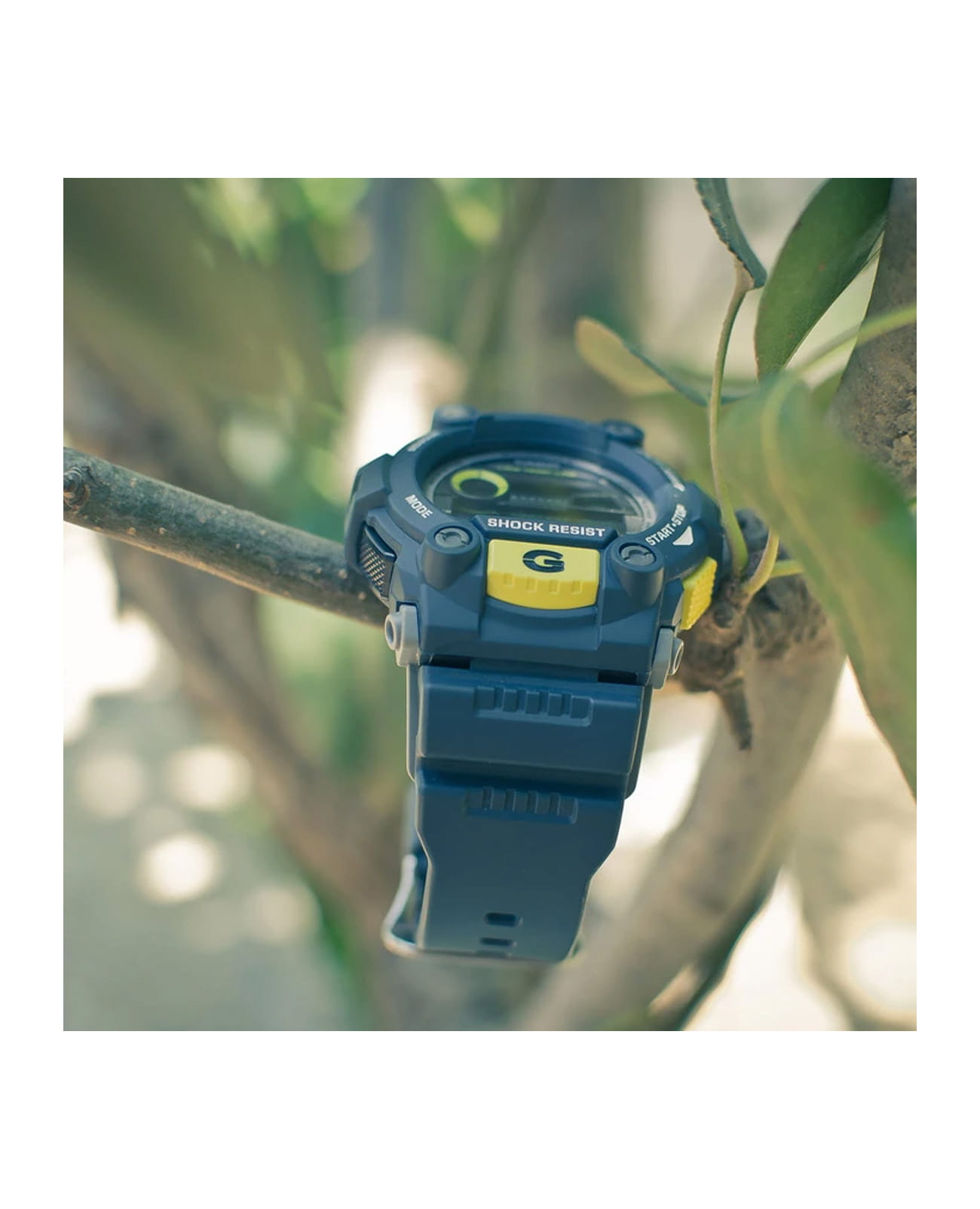 Casio Casio G-Shock G-7900-2DR (G-7900-2E) электронные мужские часы часы крупный план  циферблата