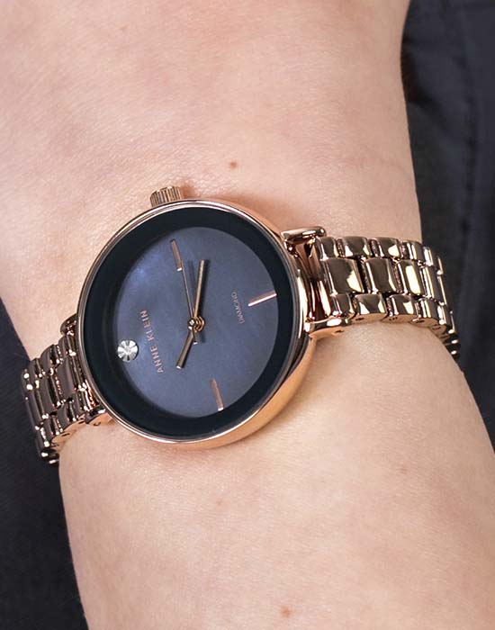 Anne Klein Anne Klein Diamond  3386NMRG  — детали корпуса и сталь c pvd покрытием