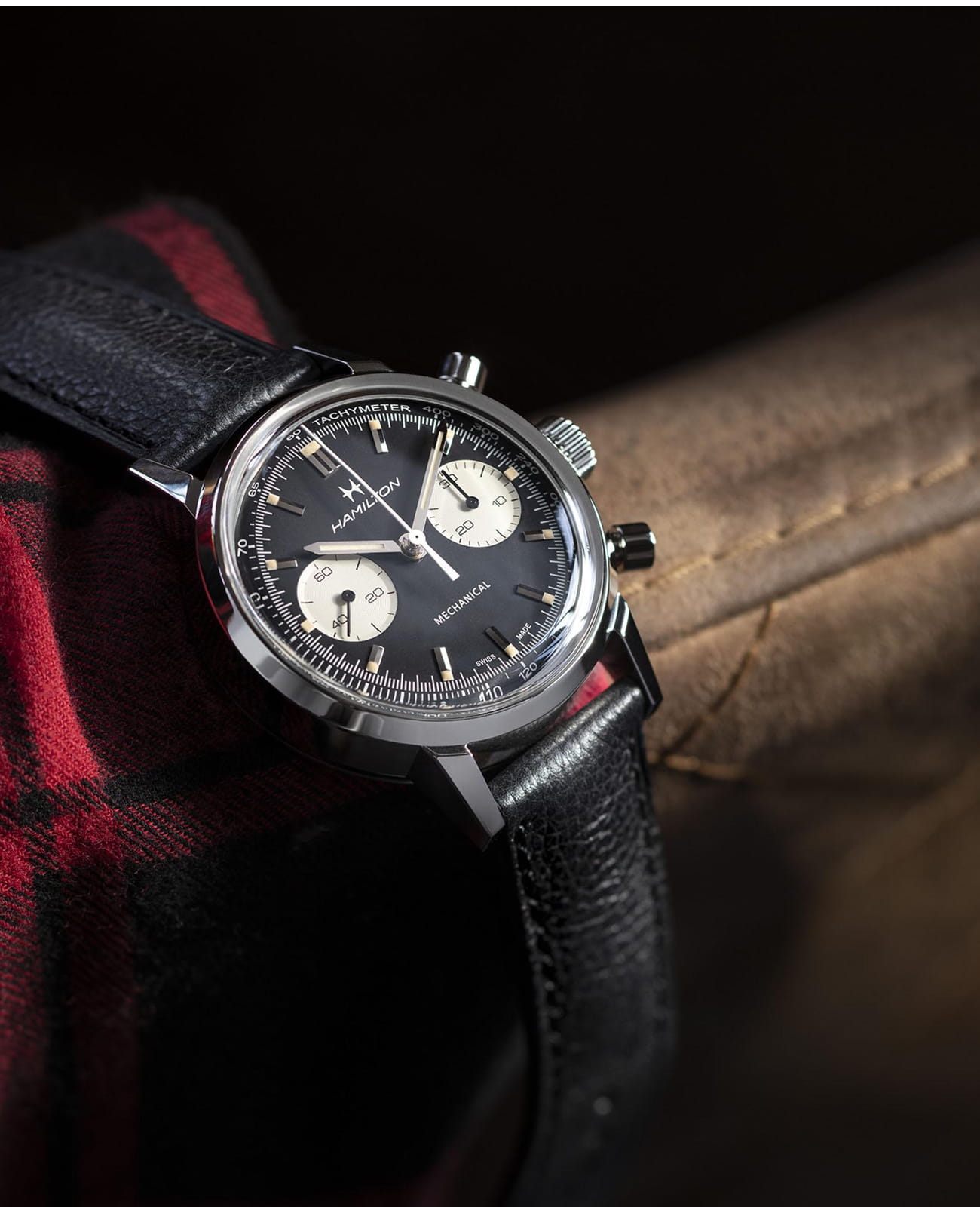 Оригинальные часы Hamilton Hamilton American Classic Intra-Matic Chronograph H H38429730 механические калибр механизма h-51 общий вид