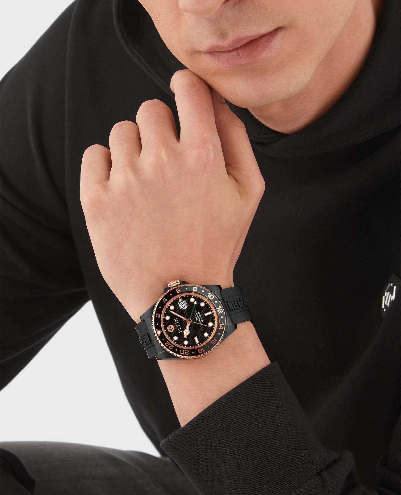 Philipp Plein Philipp Plein GMT-I Challenger PWYBA0823 , наручные мужские часы фото под углом