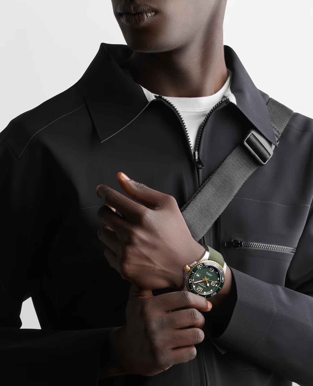 Longines Longines HydroConquest L3.782.3.06.9 механические мужские часы часы крупный план зеленый циферблата