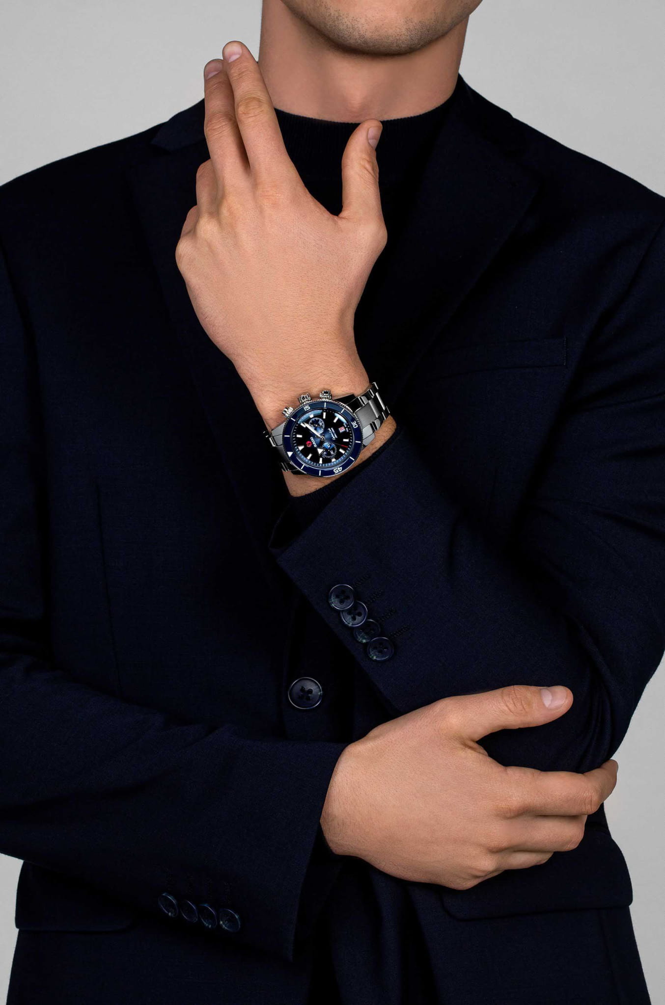 Rado Rado Captain Cook Automatic Chronograph R32145208 Automatic — детали корпуса и нержавеющая сталь