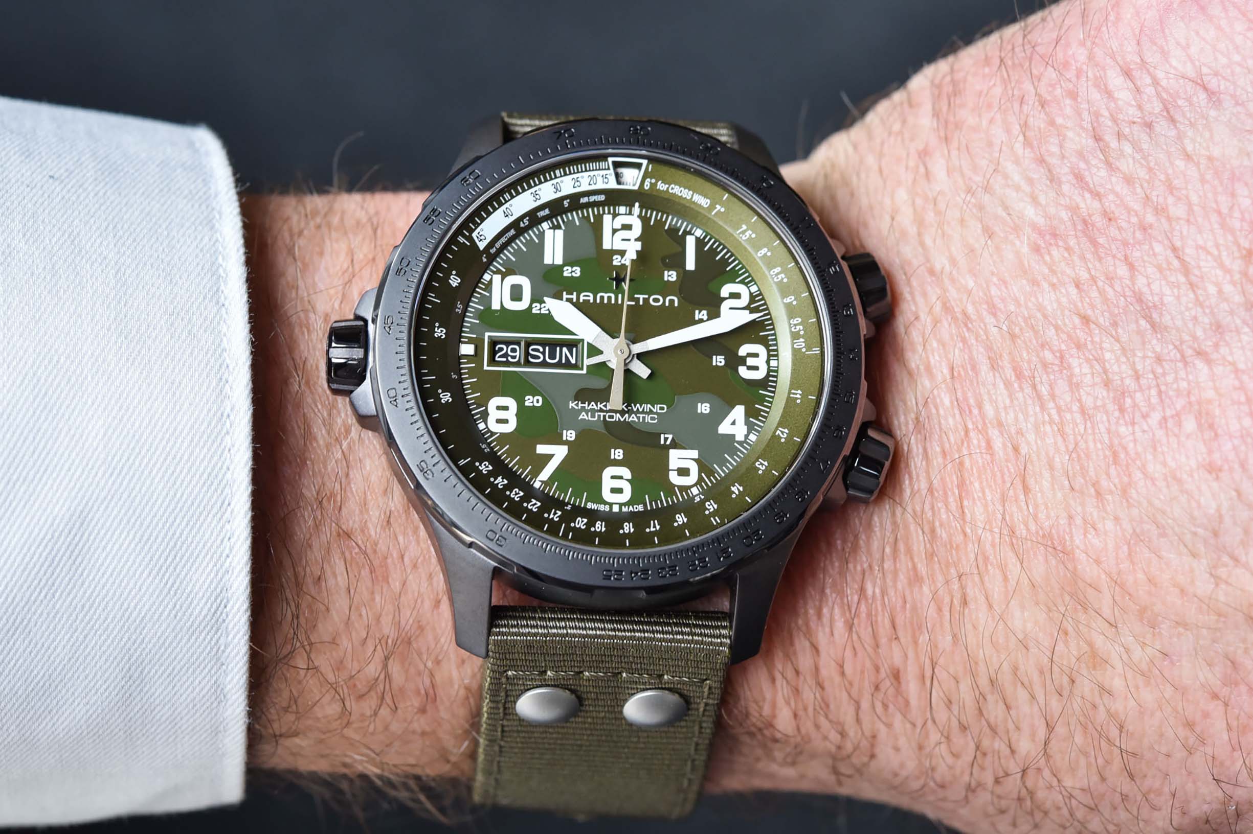 Hamilton Hamilton Khaki X-Wind Auto 45mm H77775960 механические мужские часы часы крупный план зеленый циферблата