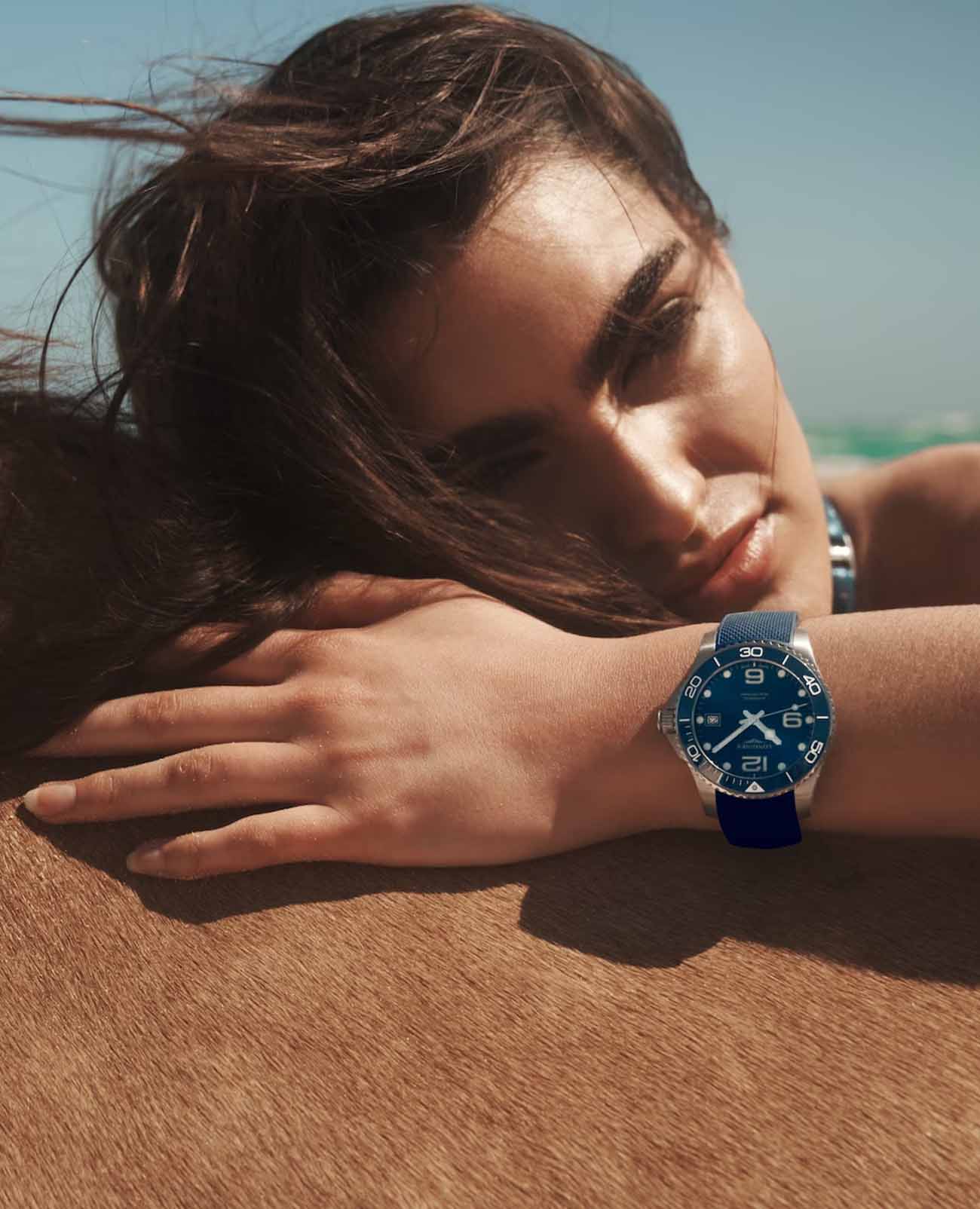 Longines Longines HydroConquest L3.780.4.96.9  — детали корпуса и каучук