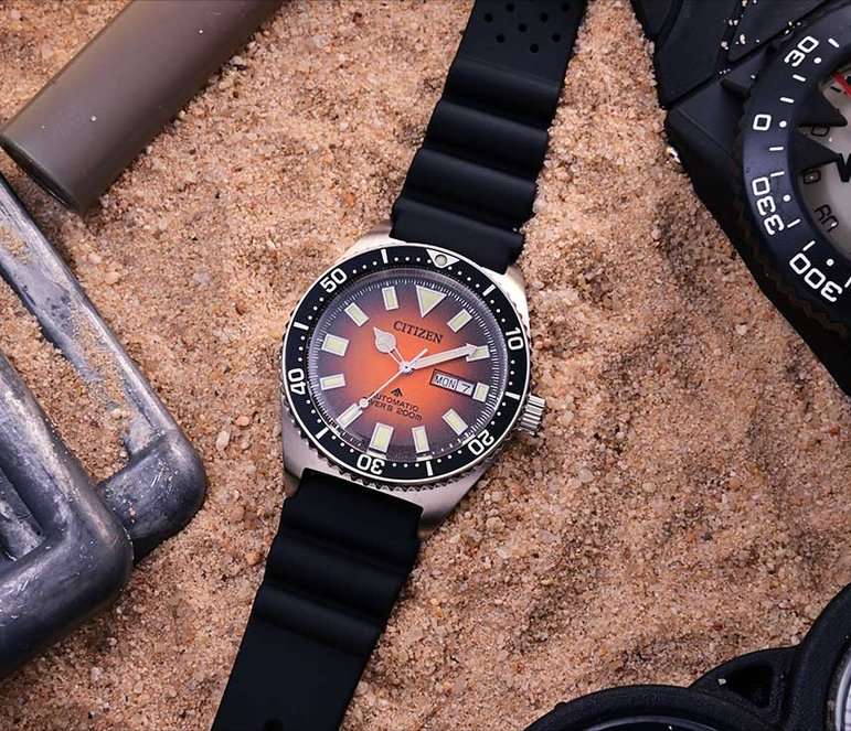 Citizen Citizen Promaster NY0120-01Z механические мужские часы часы крупный план оранжевый циферблата