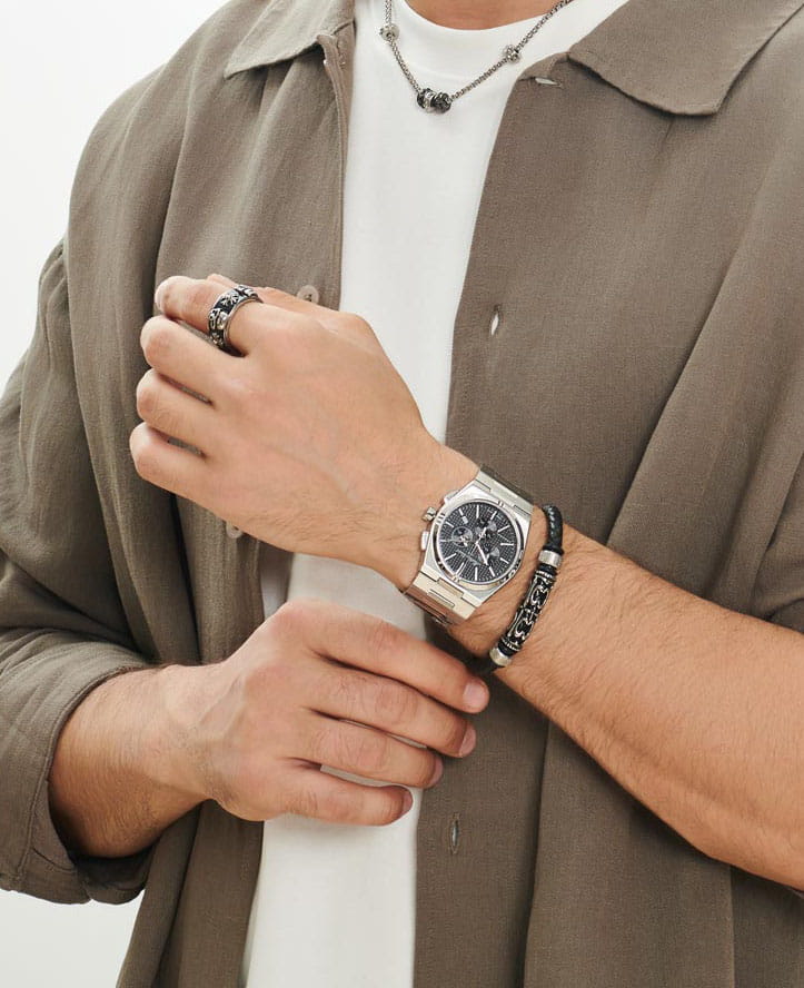 Mathey-Tissot Mathey-Tissot Zoltan H117CHAN , наручные мужские часы фото под углом