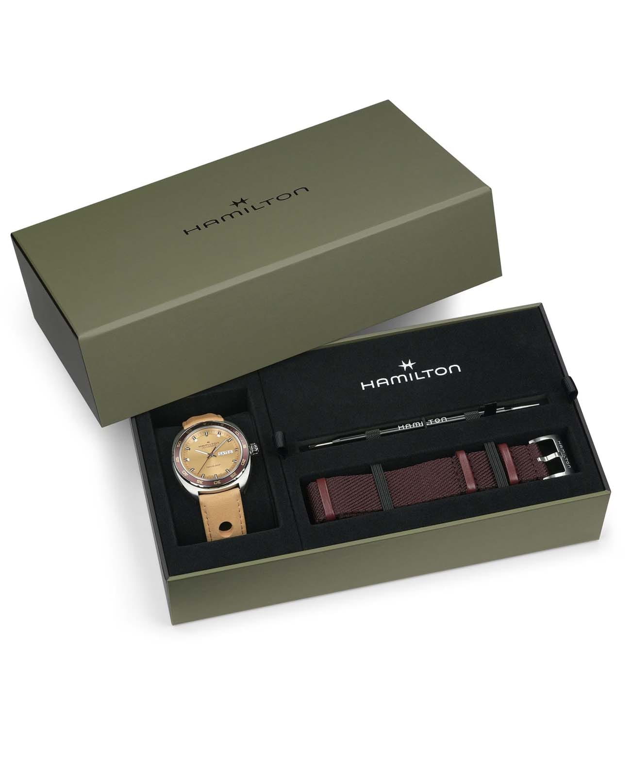 Hamilton H35435820 мужские часы застежка крупным планом