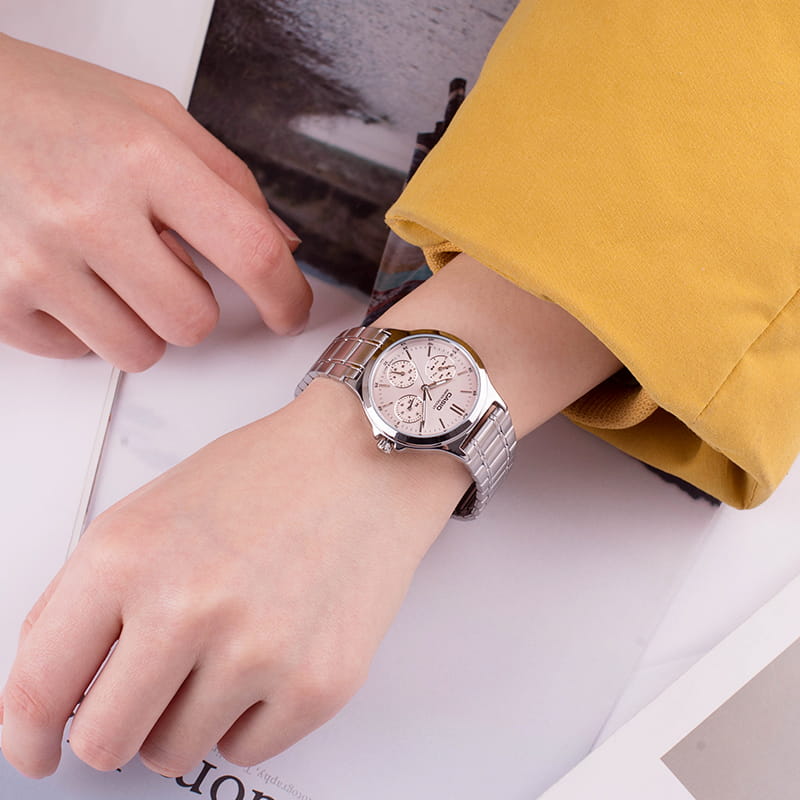 Casio Casio Collection LTP-V300D-4A  - задняя крышка металл сталь корпуса, япония часы