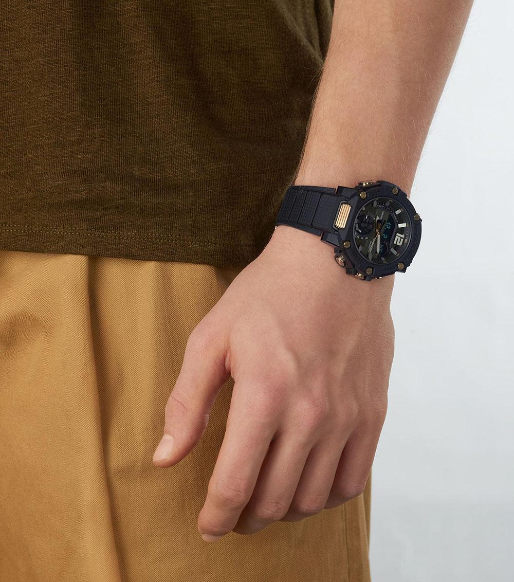 Casio Casio G-Shock GST-B300B-1A GST G-Steel, наручные мужские часы фото под углом