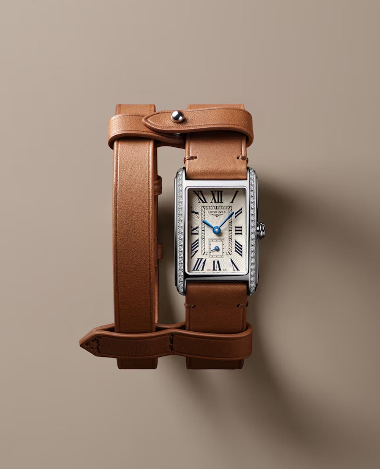 Longines Longines DolceVita L5.255.0.71.B кварцевые часы с аксессуарами женские часы модель L5255071B