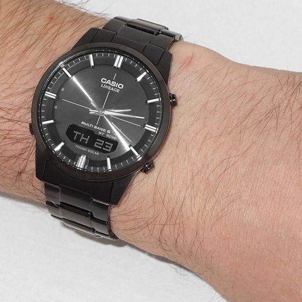 Casio CASIO WAVE CEPTOR LCW-M170DB-1A , наручные мужские часы фото под углом