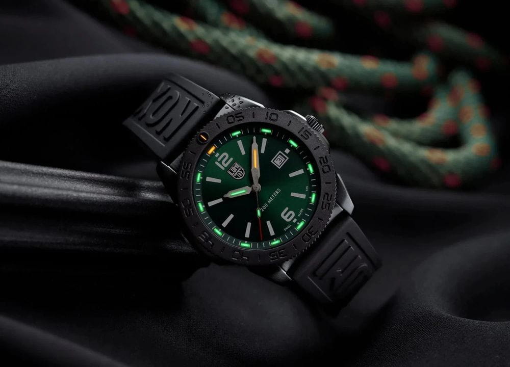 Luminox Luminox Pacific Diver XS.3137.B кварцевые мужские часы часы крупный план зеленый циферблата