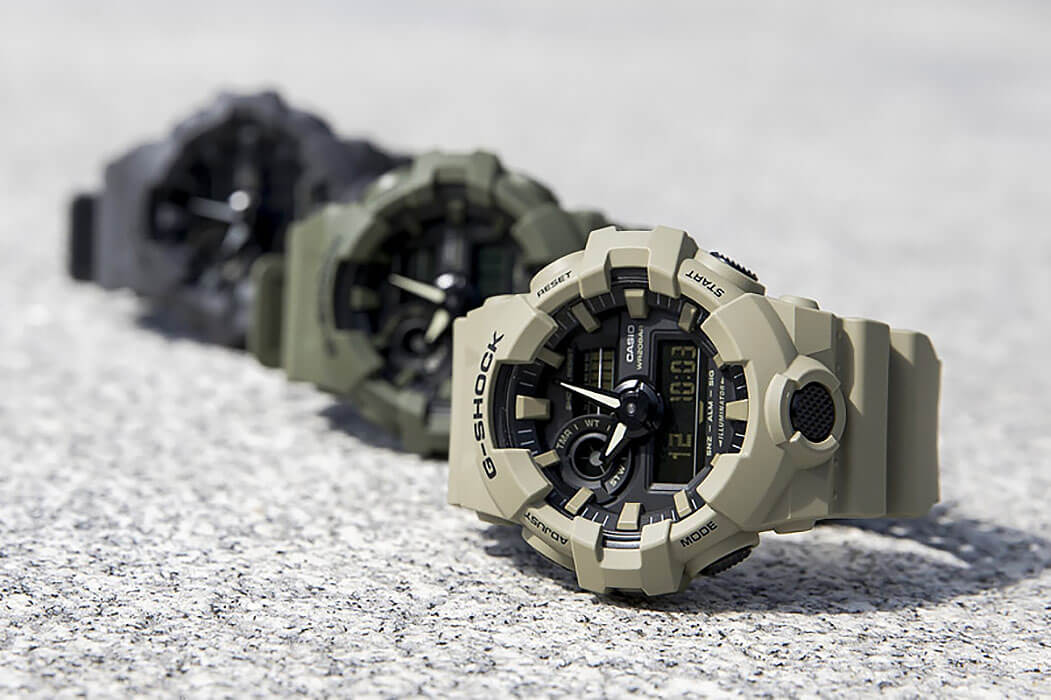 Casio Casio G-Shock GA-700UC-5A GA-700UC-5A оригинальные мужские часы в комплекте с коробкой