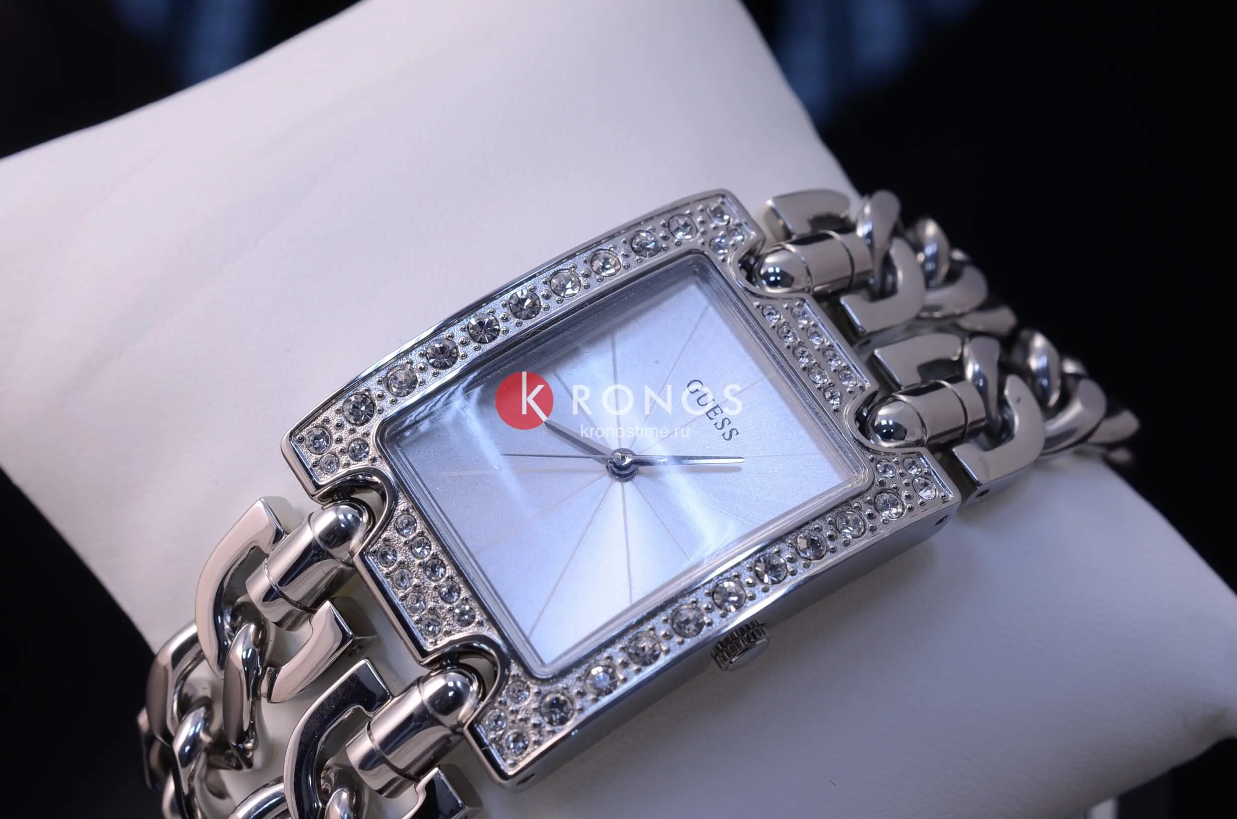 Часы guess женские w1117l1