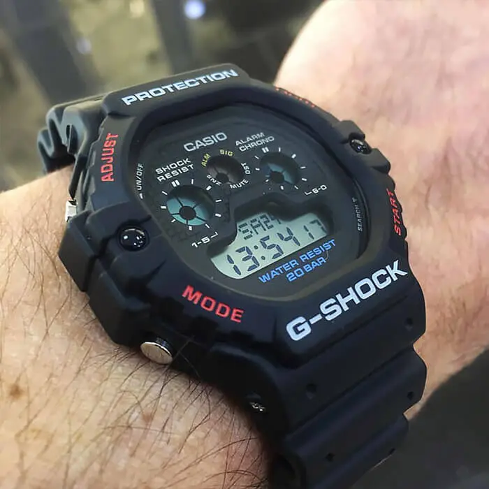 Harga g shock 2025 dw 5900