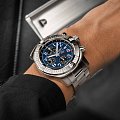 Часы Breitling Avenger Chronograph GMT 45 A24315101C1A1 фото 5