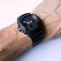 Casio Casio G-Shock AWG-M100B-1A AWG наручные мужские часы фото под углом.