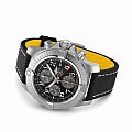 Часы Breitling Avenger Chronograph GMT 45 A24315101B1X2 фото 3